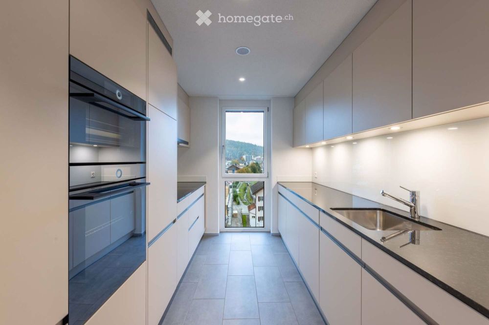 3 1/2 Zimmer-Wohnung mit See- und Bergsicht - Bild 3