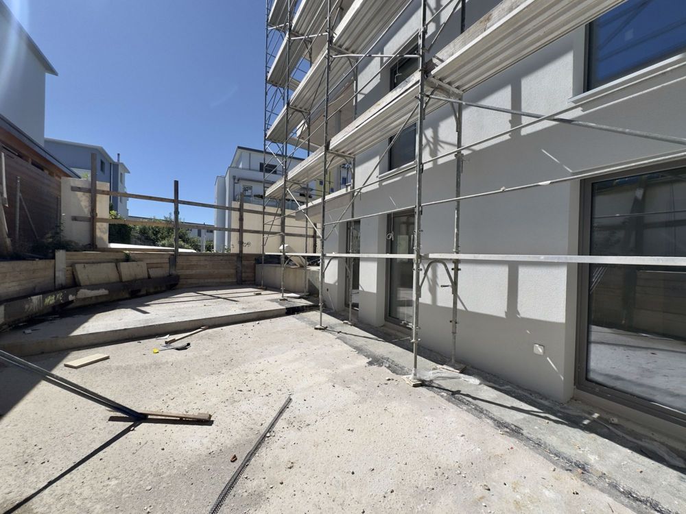 Lichtdurchflutete EG Wohnung mit Garten, exzellente Lage - Bild 2