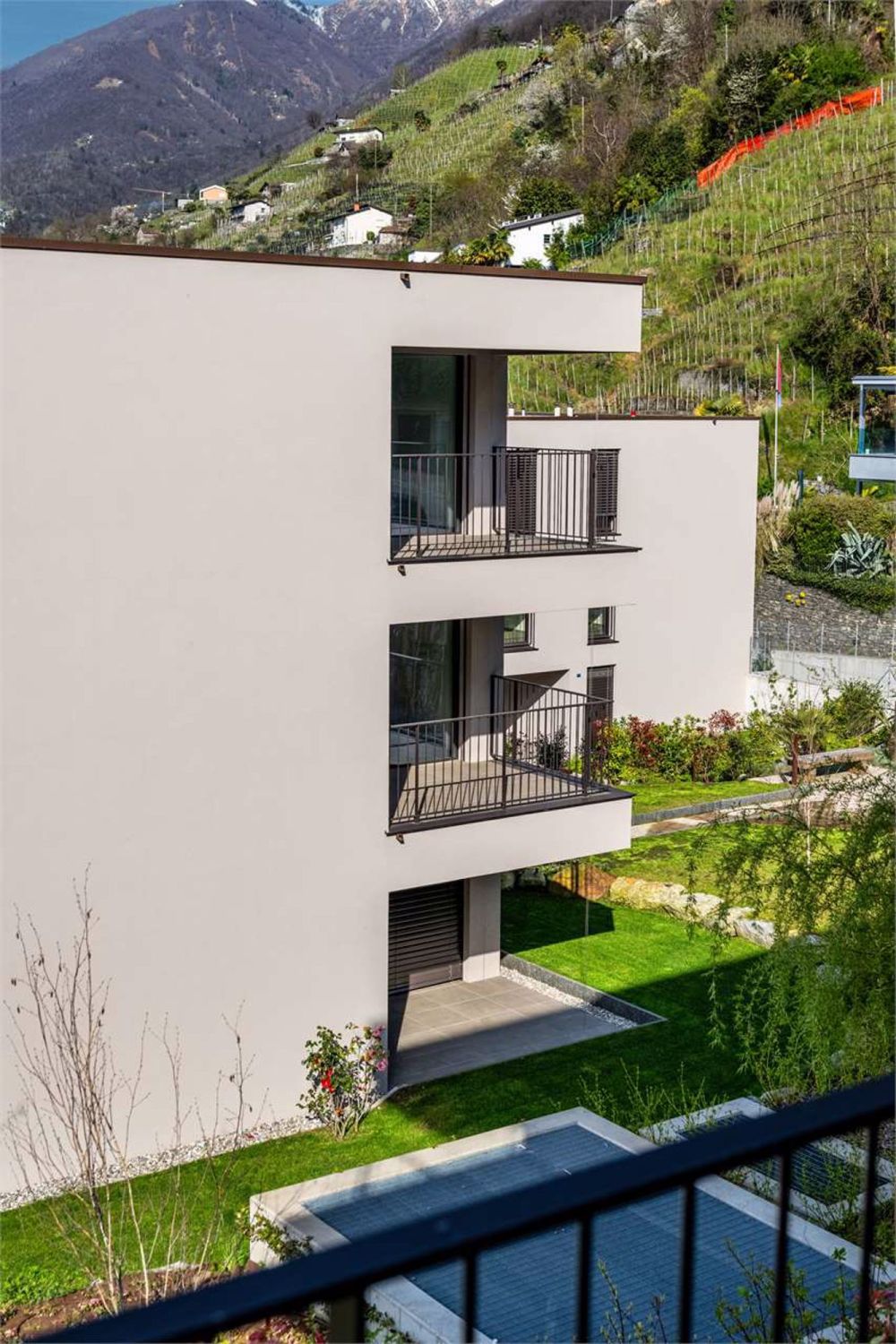 Neue 3.5-Zimmer-Wohnung in Gordola mit Garten - Bild 9