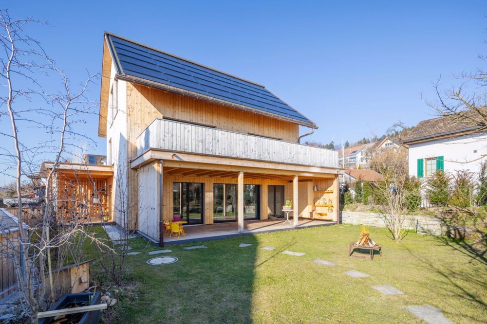 Familienparadies mit sonnigem Garten in Wernetshausen - Aussenansicht