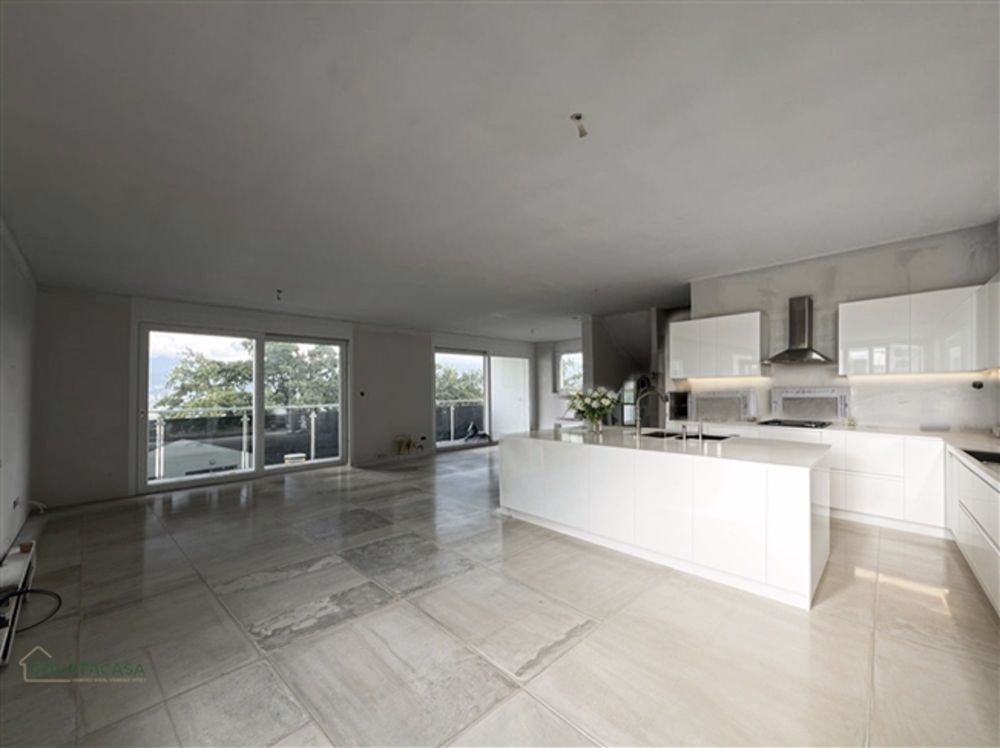 Erhabene neue Häuser - Les Balcons de Champian - Bild 8