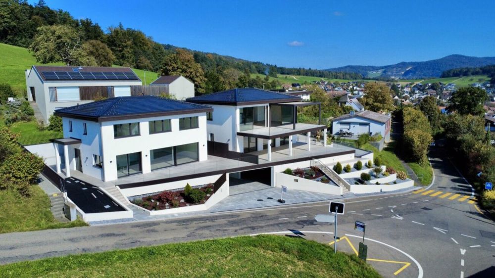 Traumhaus mit moderner Technik, Solaranlage und spektakulärer Terrasse mit Bergblick - Bild 2