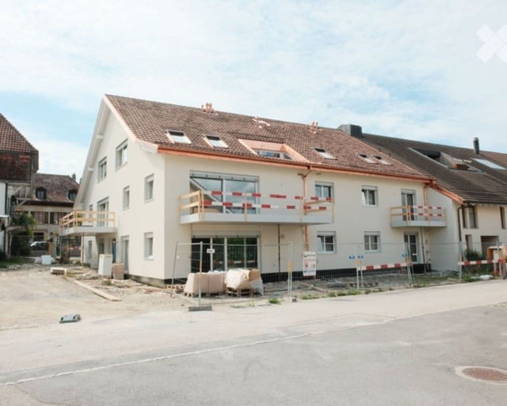 Neue 4,5-Zimmer-Wohnung mit schönen Volumen 173m2 - SÜD-OST - Bild 2