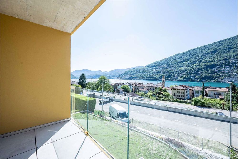 Helles Dachgeschoss 4.5 mit Balkon und Seeblick - Bild 9