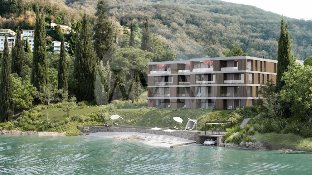 AFFACCIO ESCLUSIVO SUL LAGO: ELEGANTE 5.5 LOCALI CON AMPIA TERRAZZA - Bild 1