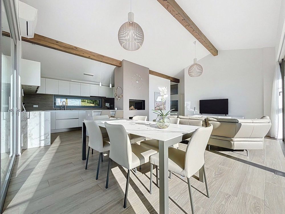 Exklusiv: Elegante Villa im Herzen der Weinberge - Bild 3