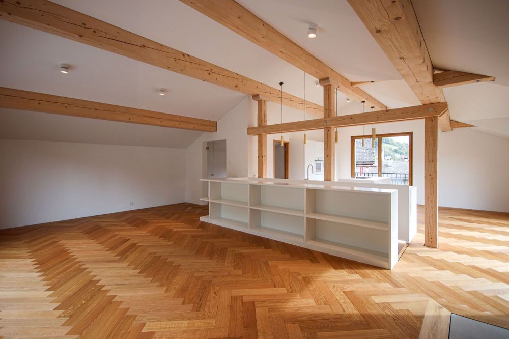 Exklusives Wohnhaus in Schluein – Einzigartig mit Bergpanorama - Bild 6