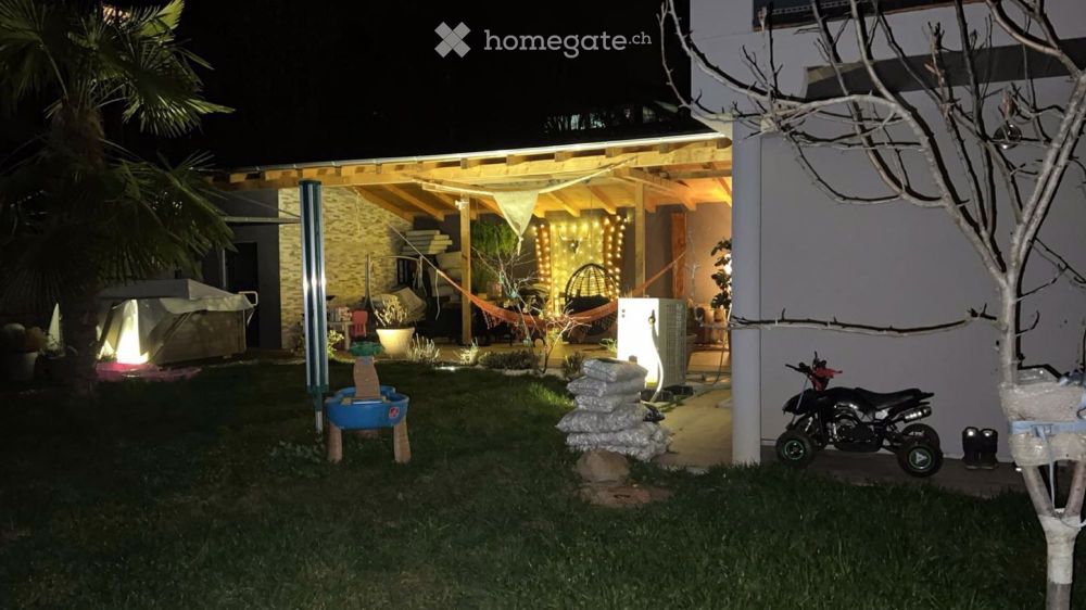 Modernes Einfamilienhaus mit Einliegerstudio und Traumgarten - Bild 2
