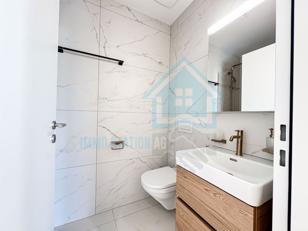Exklusive 3.5-Zimmer-Neubau Gartenwohnung - modern, hell und zentral - Dusche/WC