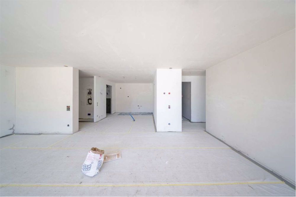 2,5-Zimmer-Wohnung mit Garten NEU Minusio Seeblick - Bild 12