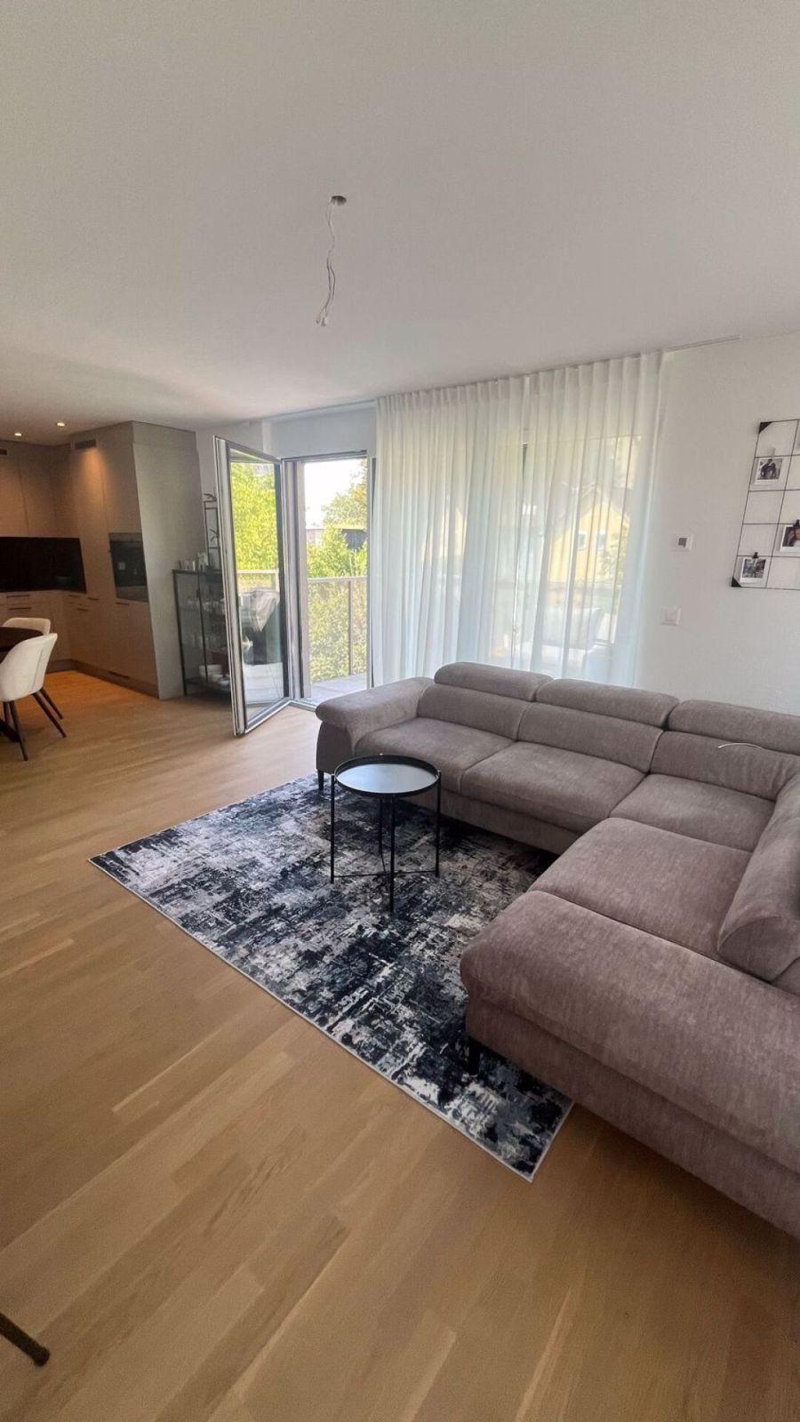 Exklusive 3.5-Zimmer-Attikawohnung mit privater Dachterrasse und ruhiger Lage in Bülach! - Bild 3