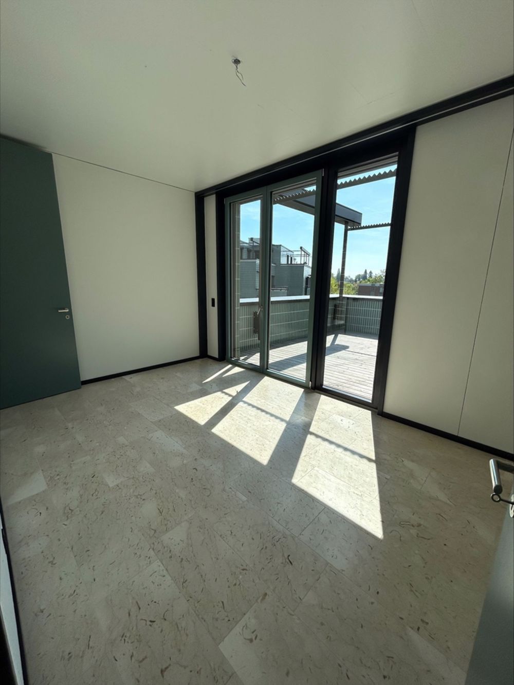 Schöne 3,5 Zimmer-Neubauwohnung nahe Flughafen! - processed-78156A88-3D48-4888-B24A-151B88727FFF.jpeg