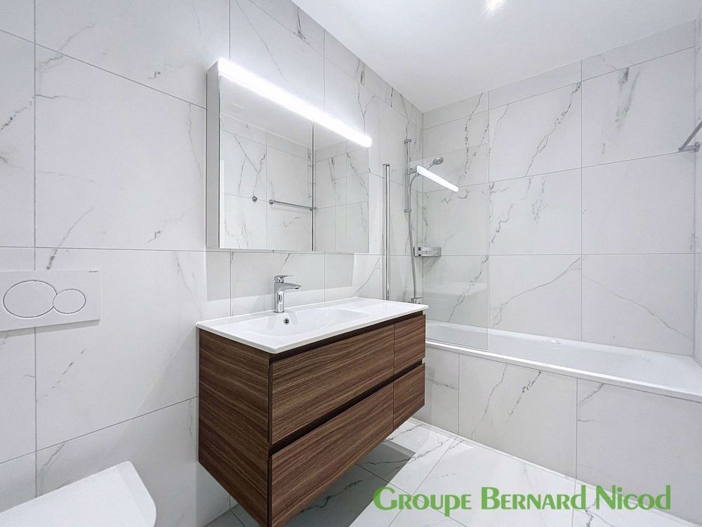 3.5 pièces NEUF avec deux balcons - Vallombreuse 55 - Salle de bains/WC