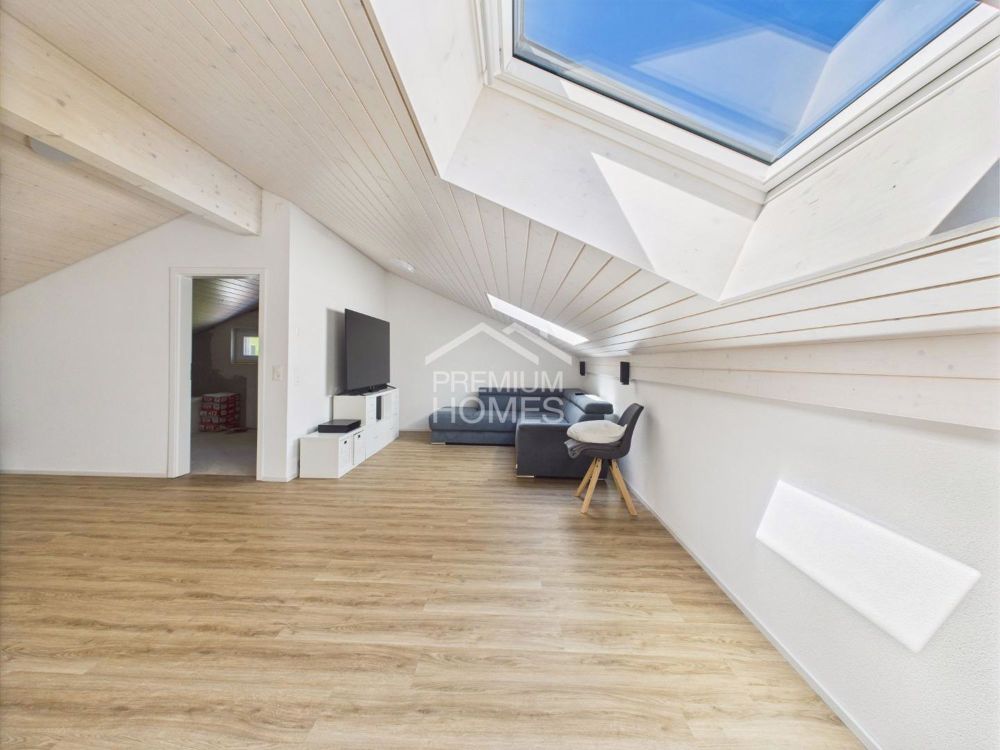 Neuwertiger Wohn(r)traum mit Seeluft und Gipfelblick - Bild 8