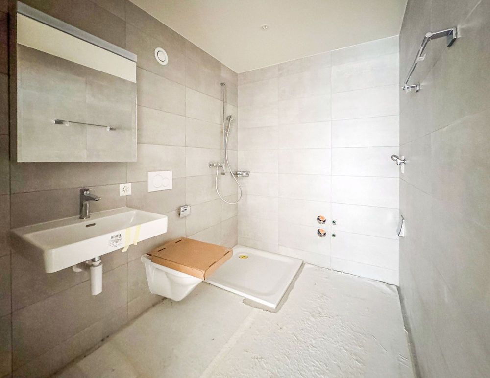 Appt PPE neuf de 2.5 pces avec terrasse Campagne Pernod, lot A1 - Salle de douche