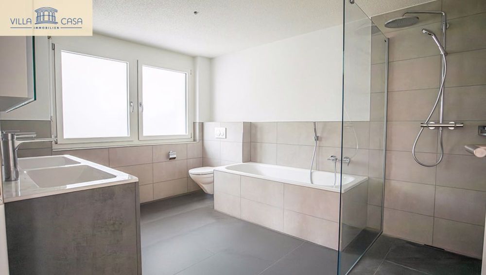 Wohnung (120m²) mit grosszügigem Grundriss & traumhafter Terrasse (118m²) - Bild 12