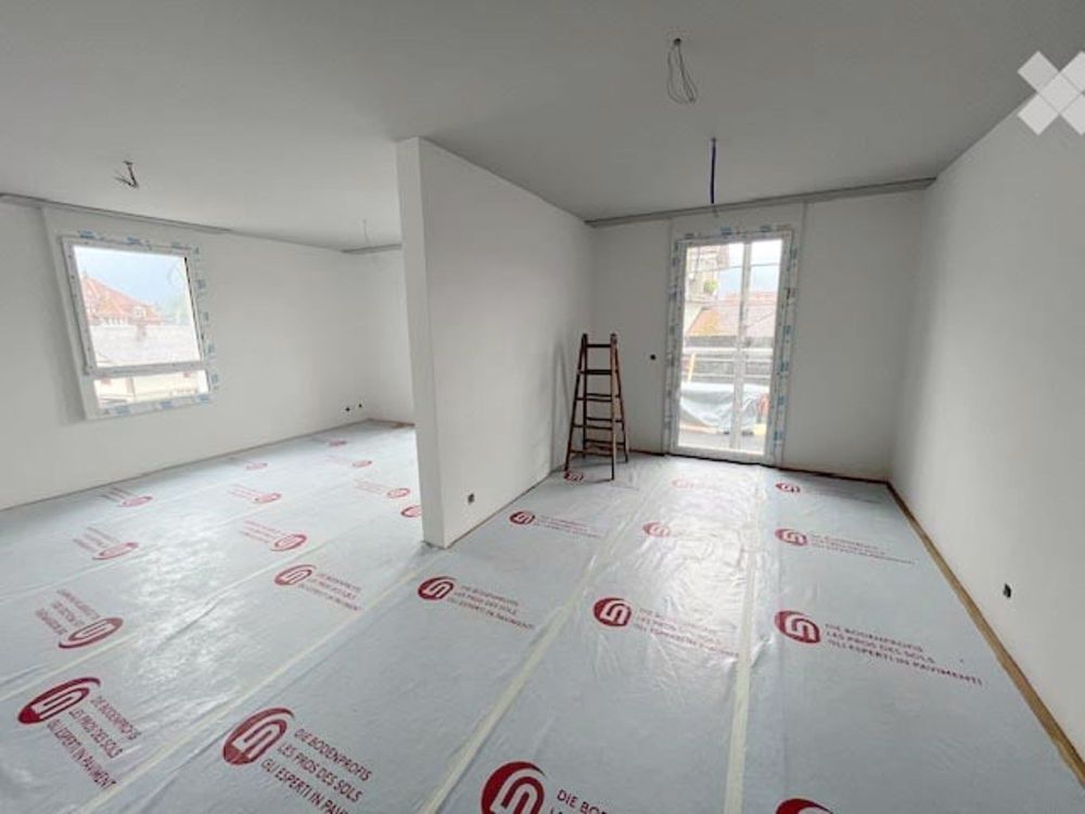 Grosse 4.5-Zi-Wohnung mit Wintergarten - Bild 3