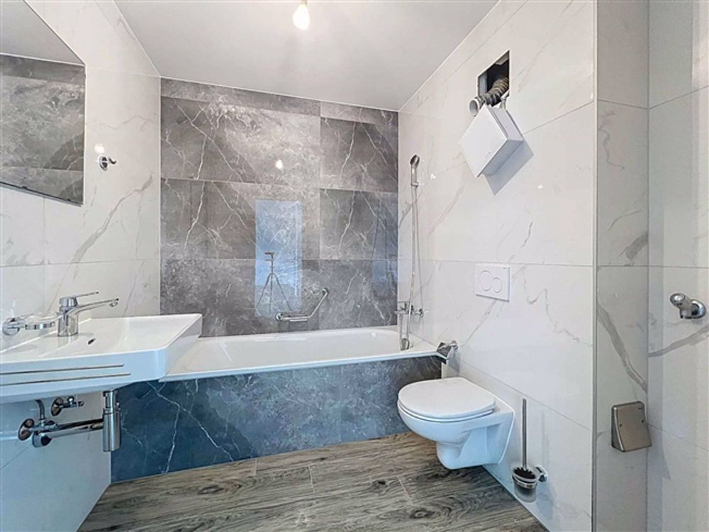 Geräumige 2,5 Zimmerwohnung von 67m² neuwertig - Bild 3