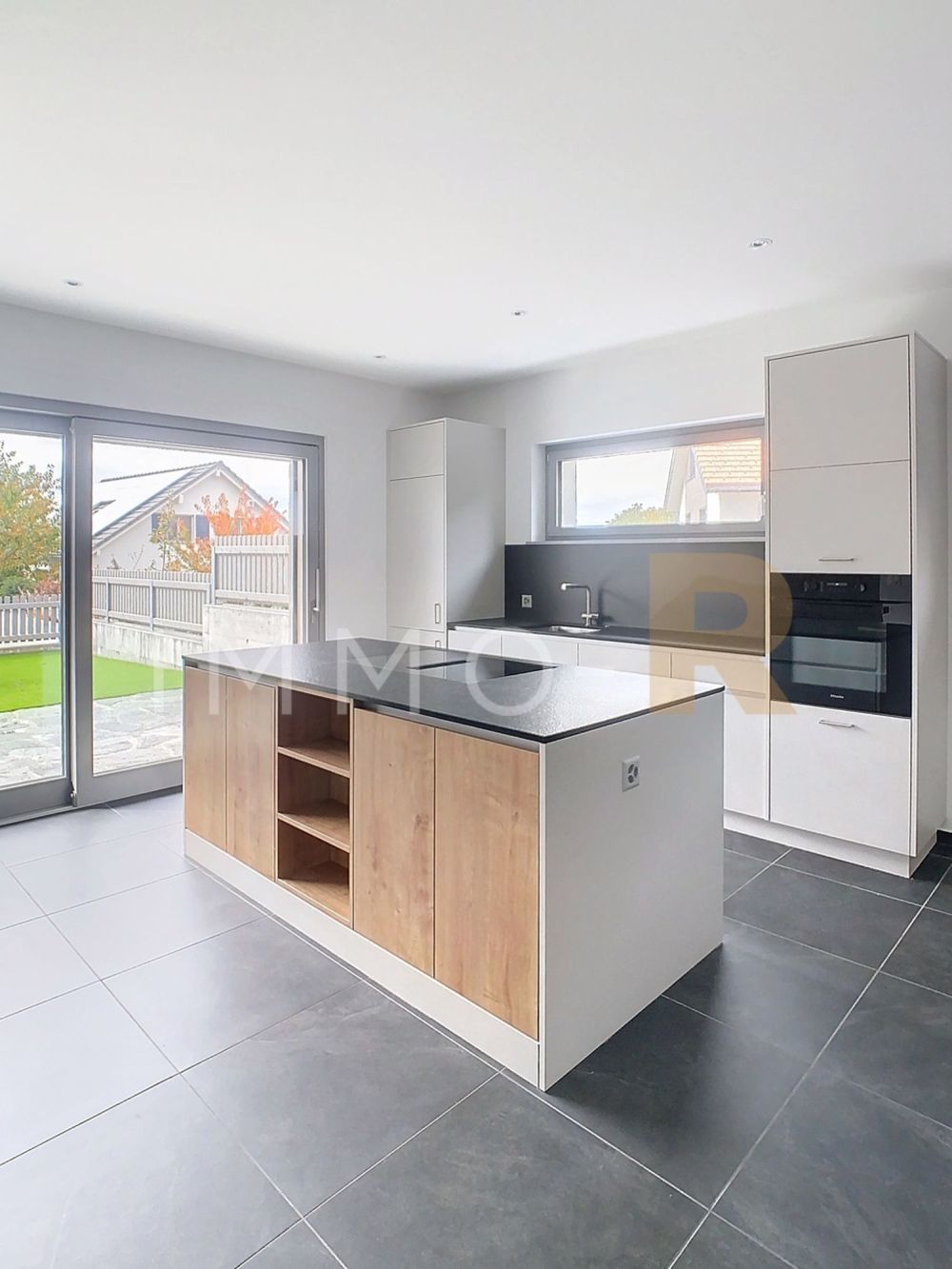 Schönes kleines Haus auf 2 Etagen mit Terrasse und Garten - Bild 4