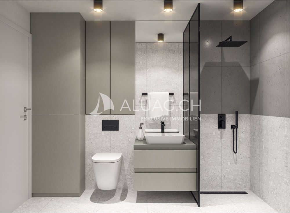 3.5 ZIMMER ETAGENWOHNUNG - Ein modernes, gut ausgestattetes und funktionales Badezimmer, das viel Platz bietet