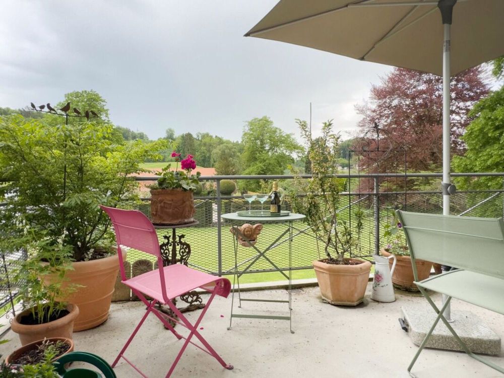 Einzigartige 4-Zimmerwohnung mit zahlreichen Annehmlichkeiten im Schlosspark Courgevaux - Bild 6