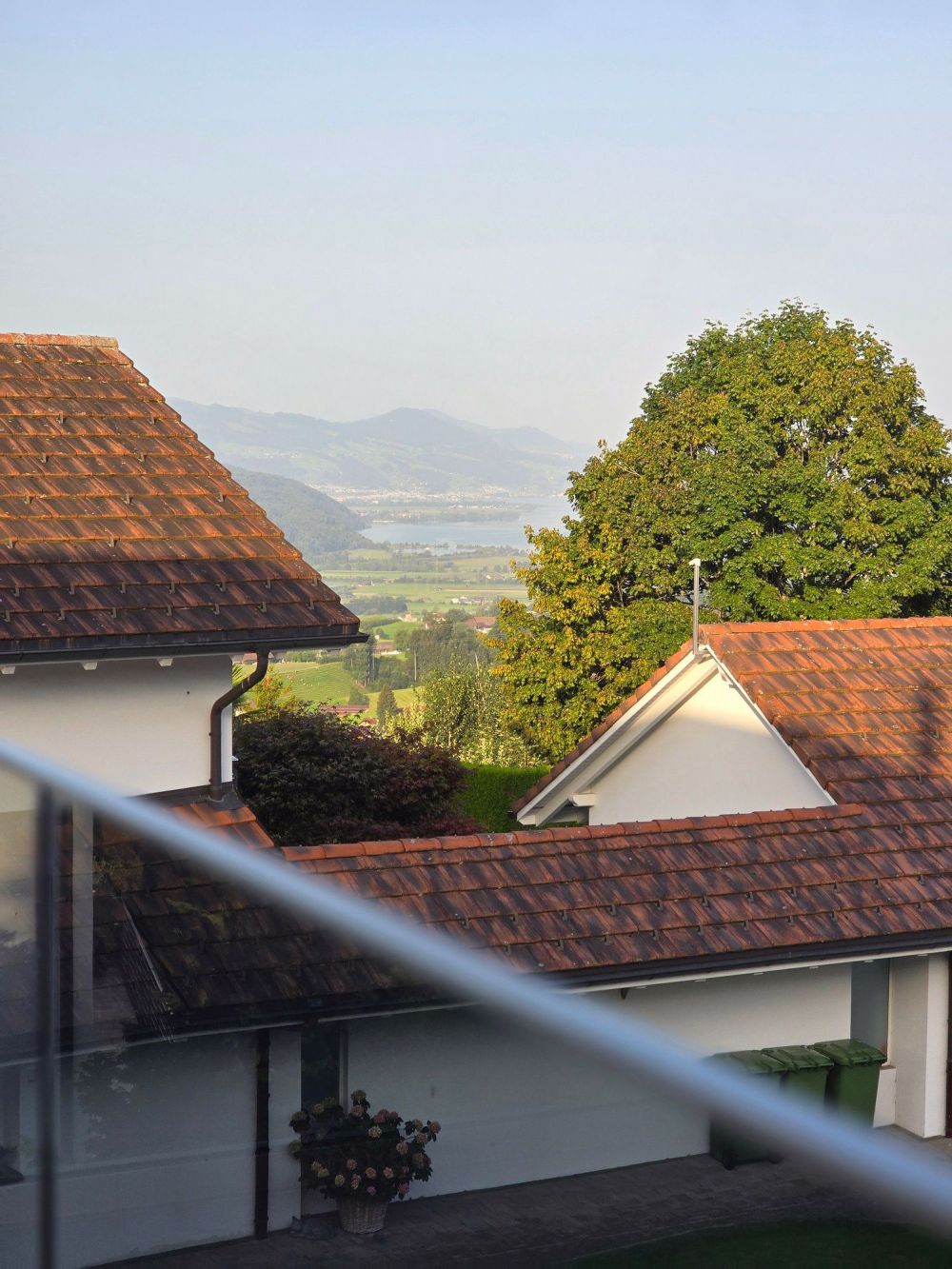 Bezugsbereit – Grosszügige Neubauwohnung mit Berg- & Seesicht in Uetliburg - Bild 5