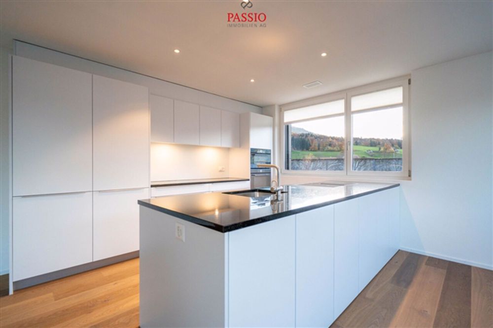 Neuwertige 4½-Zimmerwohnung mit Extra-Komfort in moderner Überbauung - Bild 12