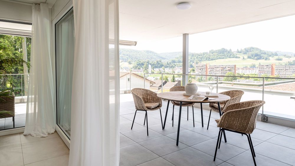 Topmoderne 4½-Zimmerwohnung mit grosser Terrasse - Bild 12