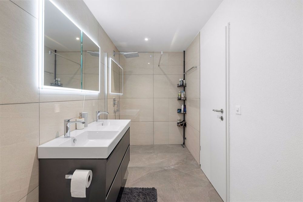 Barrierefreie Wohnoase mit Sonnenterrasse und traumhafter Weitsicht - Bild 11