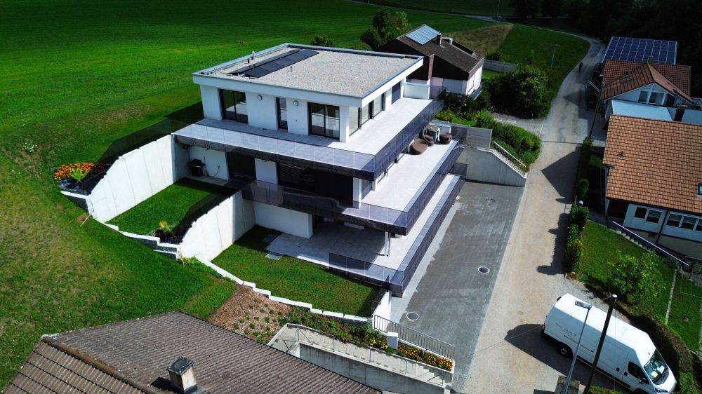 Neubau-Terrassenwohnung an idyllischer Lage - Bild 1