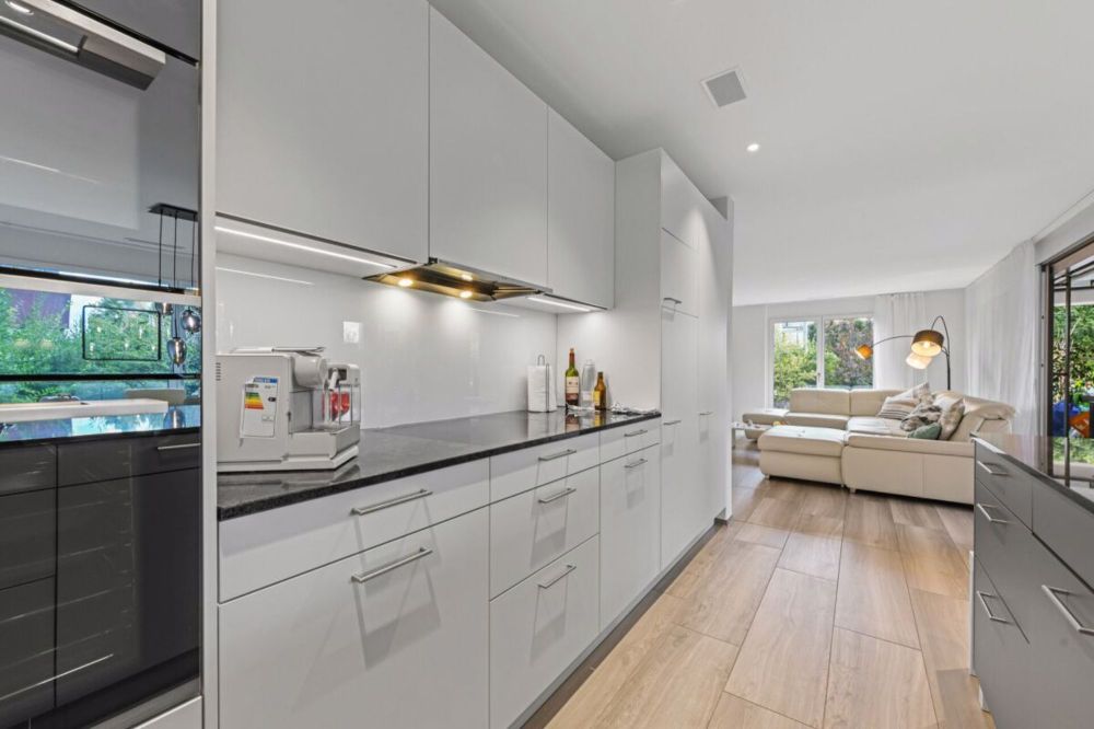 Exklusive Gartenwohnung mit Terrasse und idyllischem Garten in zentraler Lage - Bild 3