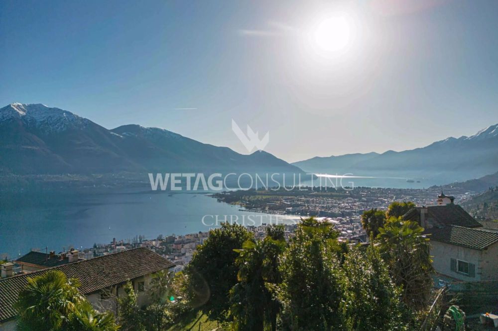 Elegante, moderne Villa mit Seeblick & Garten in Brione sopra Minusio zu verkaufen - Bild 2
