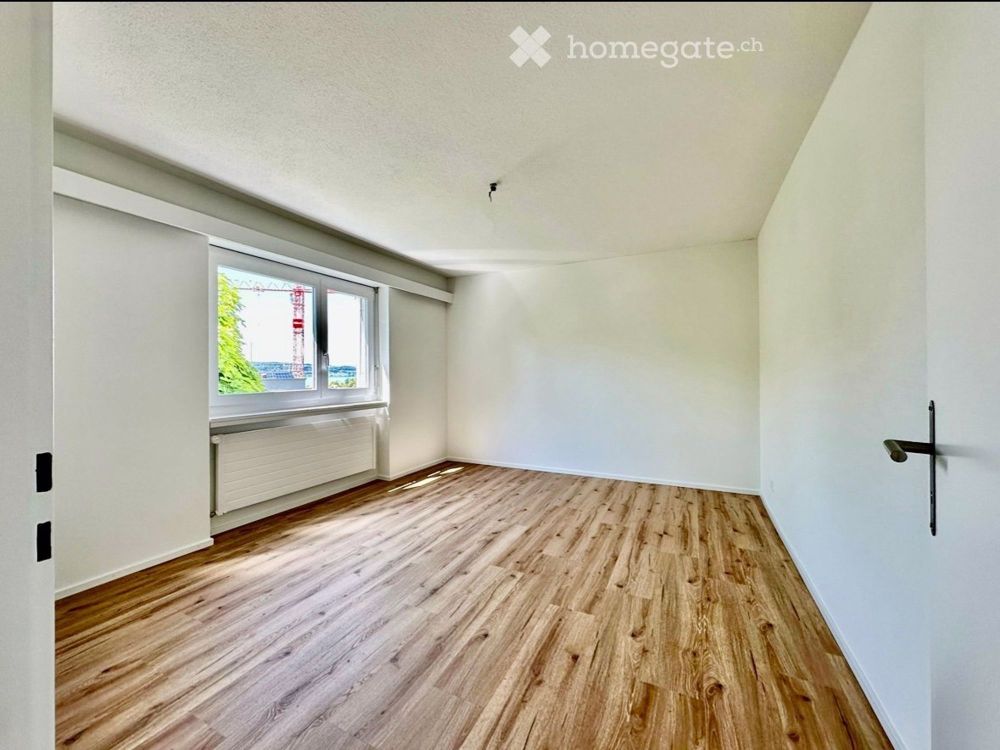 Mitten im Zentrum – erhöht gelegen, mit Seesicht, Weitblick und komplett neu saniert. - Bild 5