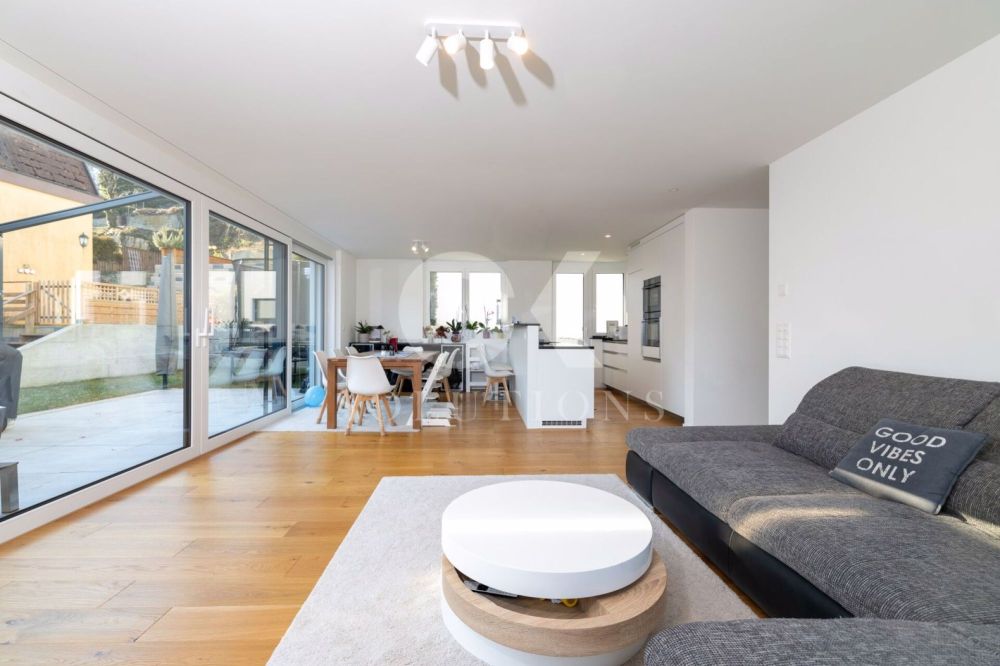 Exklusives Einfamilienhaus mit Einliegerwohnung und Weitsicht in Lausen - Bild 3