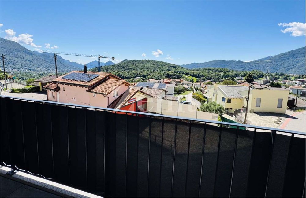 Wir verkaufen ein modernes Dachgeschoß mit 2.5 Zimmern - Bild 1