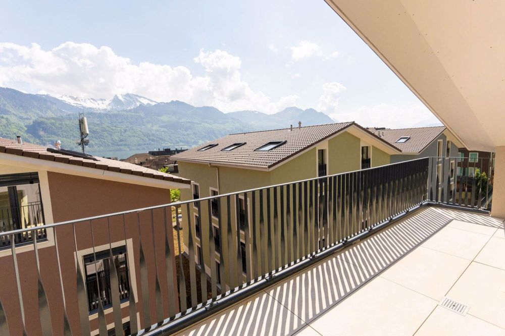 Traumhafte 3.5-Zimmer-Wohnung mit Blick auf den Rigi-Südhang und Smart-Home-Komfort - Bild 4