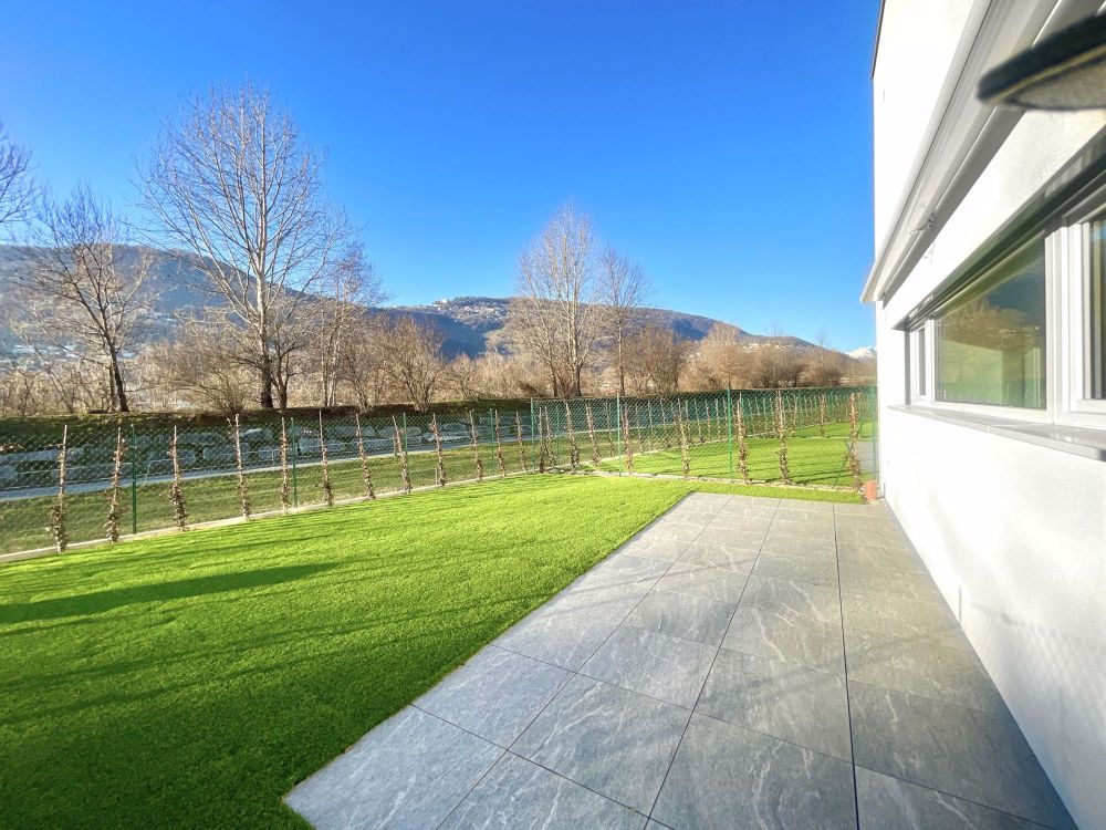 Lugano: Neue moderne 5-Zimmer-Haus mit großem Garten und hochwertigen Ausstattungen - Bild 2