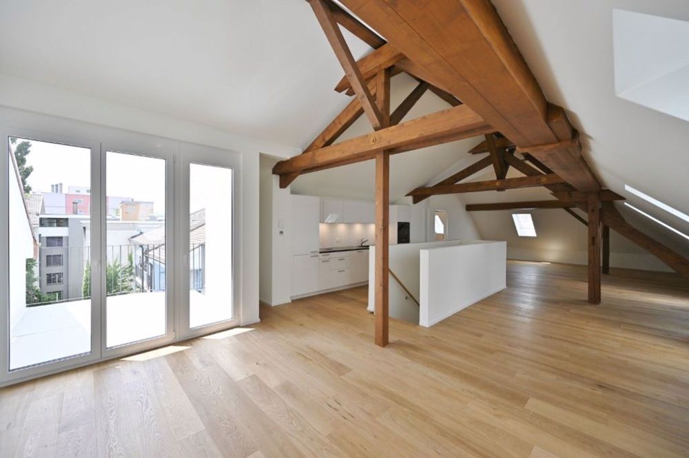 Loftstyle 95 m2 Dachwohnung über das ganze Geschoss mit 7 m2 Terrasse - ab sofort - Bild 1