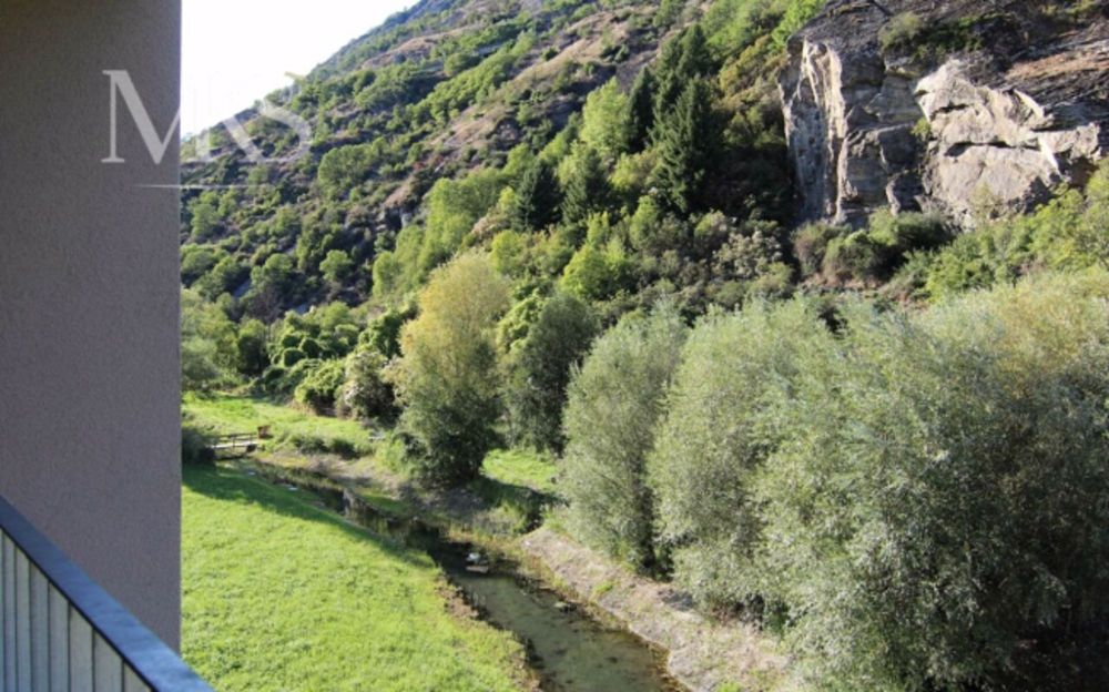 Wohnen mit Weitblick - grosszügige und gemütliche 4.5-Zimmer-Attikawohnung in Brigerbad - Bild 13