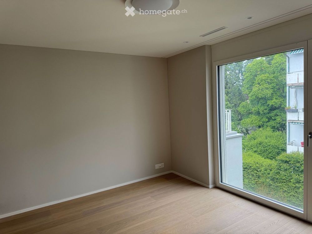 Exklusive 2.5-Zimmer-Attikawohnung mit traumhafter Aussicht am Zürichberg (Kreis 7) - Bild 8