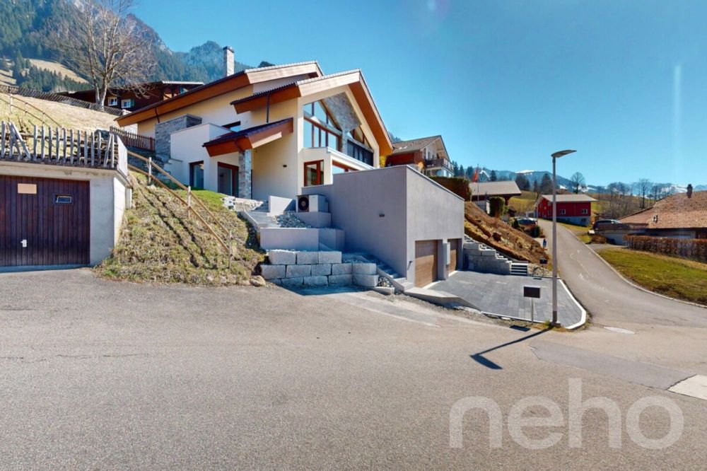 Neues Doppeleinfamilienhaus mit unverbaubarem Ausblick - Bild 1