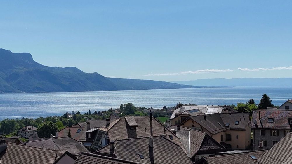 Großes neues 4,5-Zimmer-Apartment mit Balkon und Seeblick - Bild 3