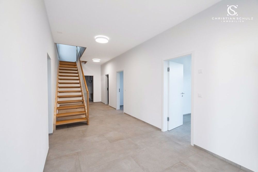 Neubau-Einfamilienhaus in Helsighausen – energieeffizient & durchdacht geplant! - Bild 3