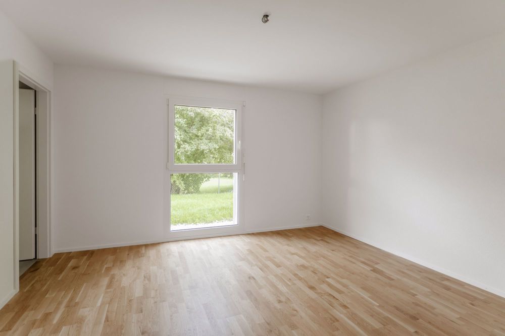 LETZTE VERFÜGBARE PARZELLE "Sous-le-Chêne": Neuwertiges 4.5-Zimmer-Apartment - Bild 7