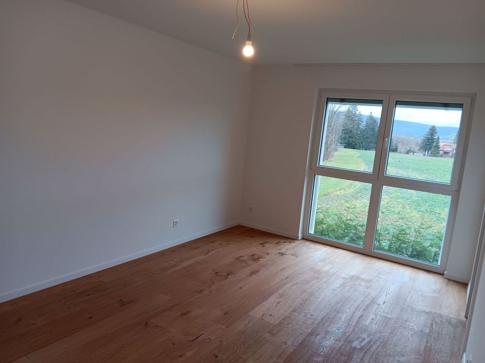 Grosszügige, moderne 3.5 Zimmerwohnung im ländlichen Büsserach, nahe Basel. - Bild 7