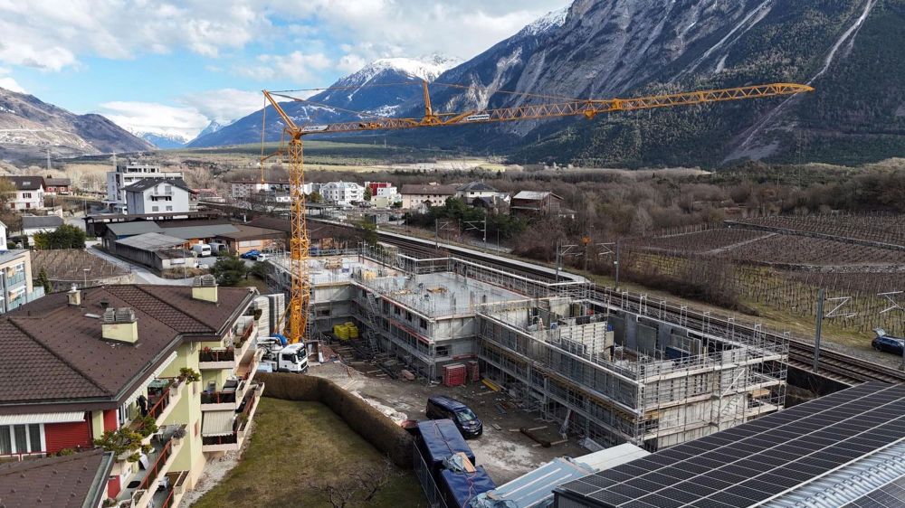 Charmant 3.5 pièces avec jardin privatif au centre de Salquenen - Bild 1