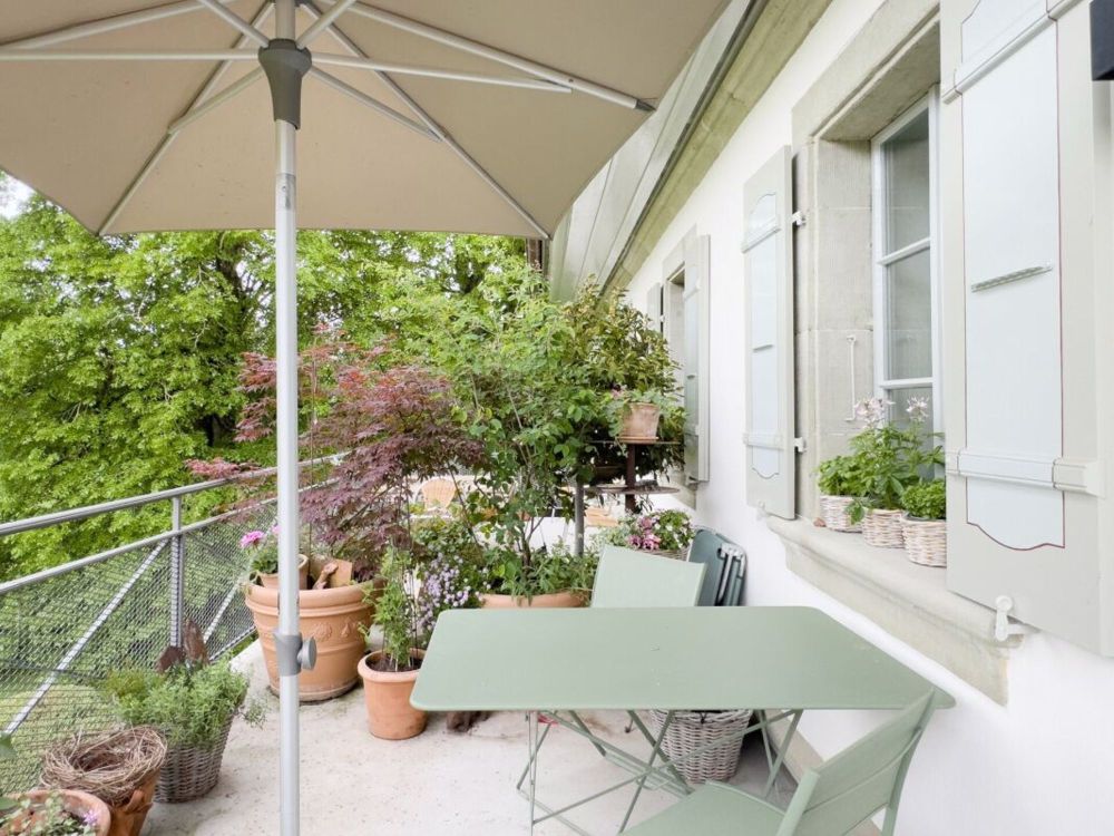 Einzigartige 4-Zimmerwohnung mit zahlreichen Annehmlichkeiten im Schlosspark Courgevaux - Bild 7