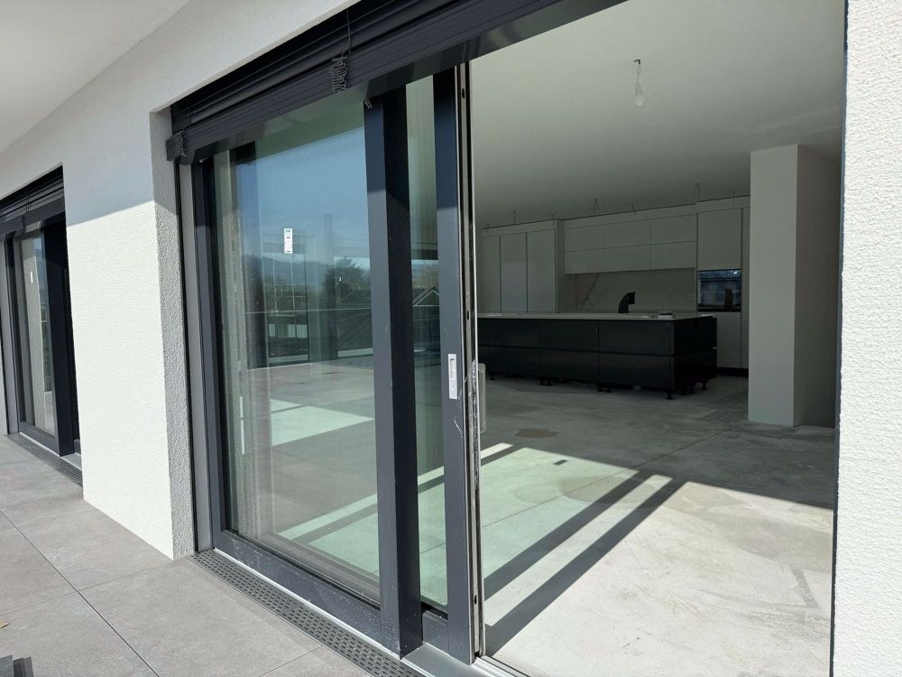 Luxuriöse 3.5-Zimmer-Attikawohnung mit atemberaubender 218 m² Terrasse in Däniken SO - Bild 12