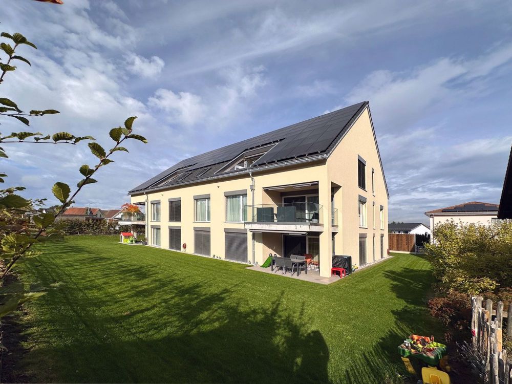 Traumhafte 5.5-Zimmer-Minergie-Wohnung mit Aussicht in Büetigen - Bild 1