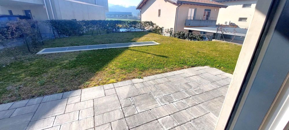Mendrisio-Genestrerio: Appartamento al piano terra con giardino privato: Comfort e Sostenibilità - 20240219_112140